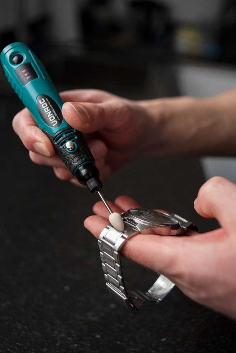 Utensile multifunzione 4V. Include 31 accessori VONROC