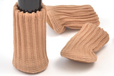  /><br /><strong>2. 【Tamaño práctico】</strong>: Con una altura aproximada de 7 cm, son adecuados para una circunferencia de 6 a 17 cm (diámetro superior de 3 cm / diámetro inferior de 4 cm / altura de 7 cm) y se adaptan a la mayoría de las patas de los muebles. ¡Estos protectores para patas de muebles son muy bonitos!<br />Con una excelente elasticidad y un diseño único, estos protectores para patas de sillas protegen el suelo, evitan arañazos y daños al mover sillas o muebles, reducen eficazmente el ruido y facilitan el movimiento de los muebles.</p> <p><img src=