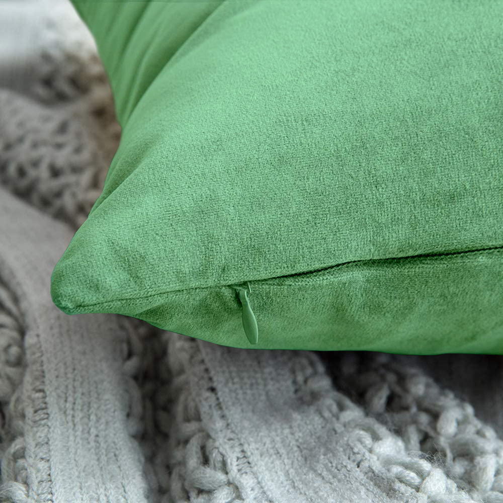 UBRAVE 2 Federe Cuscino Decorative 45x45 Cm - Morbido Peluche Poliestere - Bianco E Verde Scuro