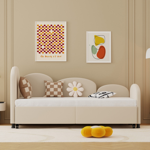 Revêtement en velours beige du lit enfant