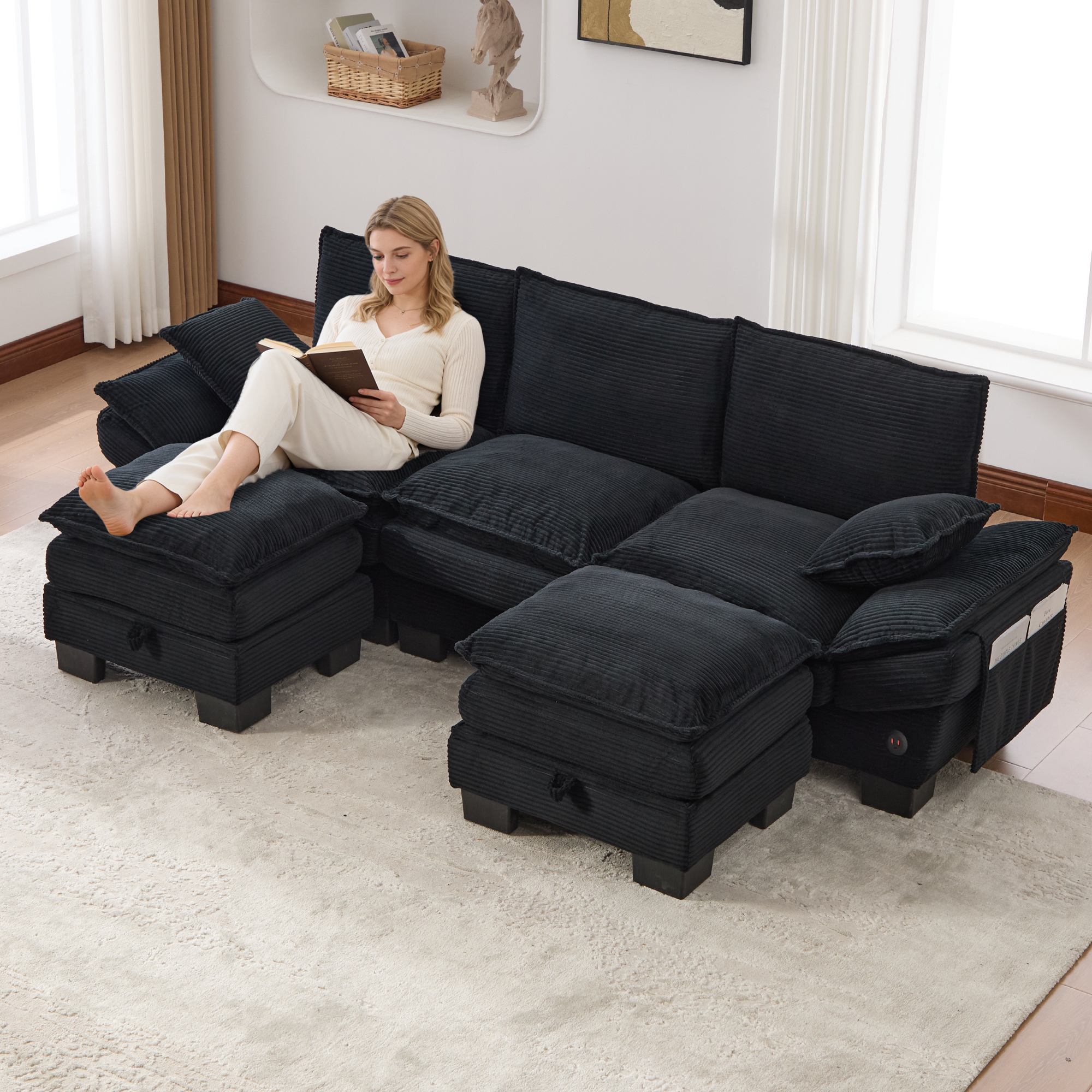 Design avec poufs intégrés