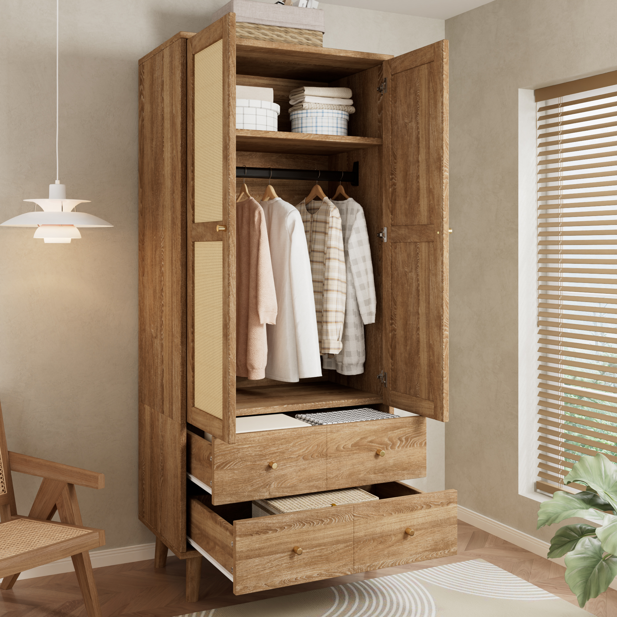 Penderie et deux tiroirs ouverts de l’armoire