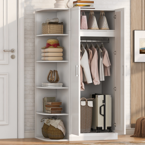 Détails de l'armoire avec étagères