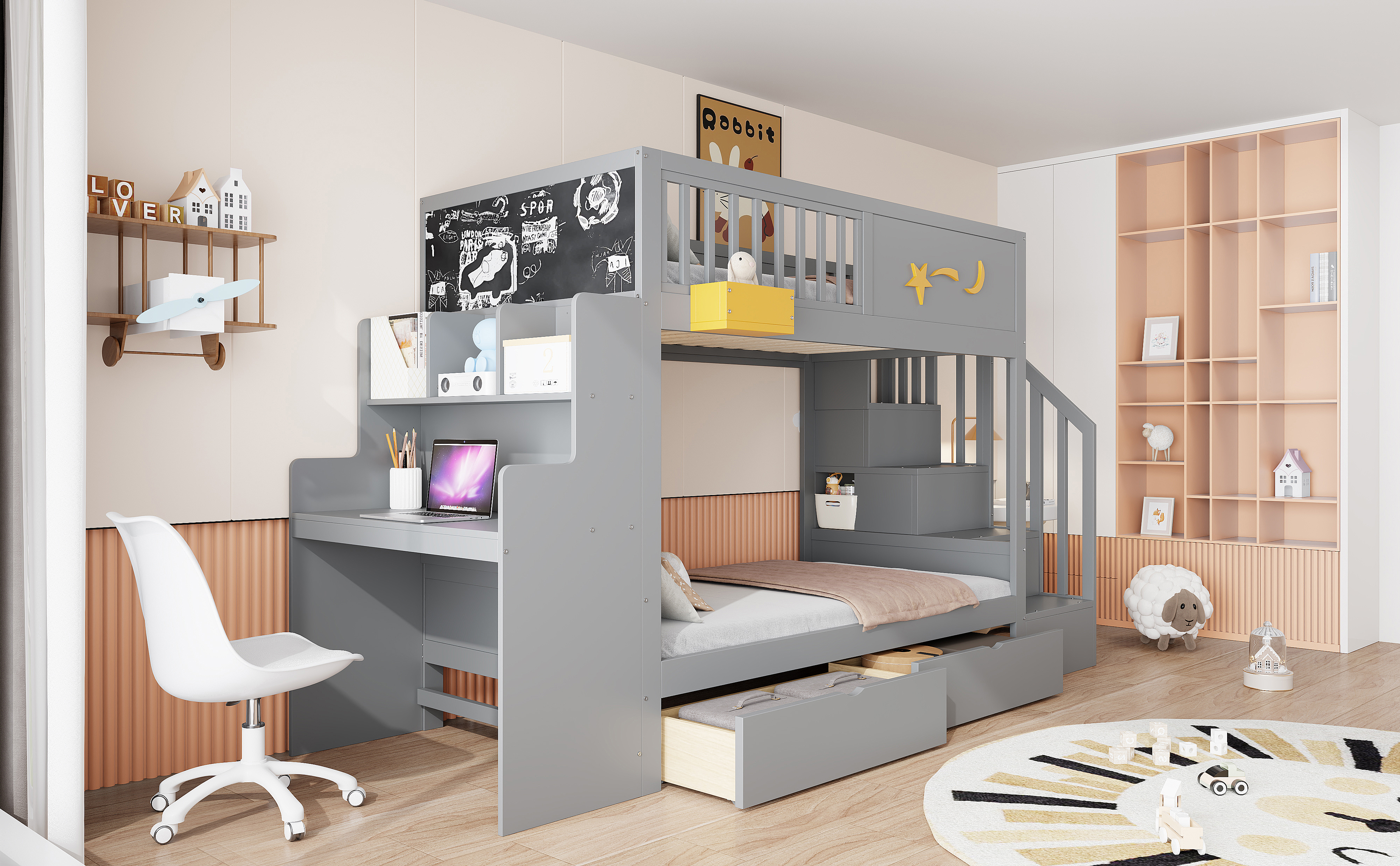 Rangements astucieux dans escalier et sous lit