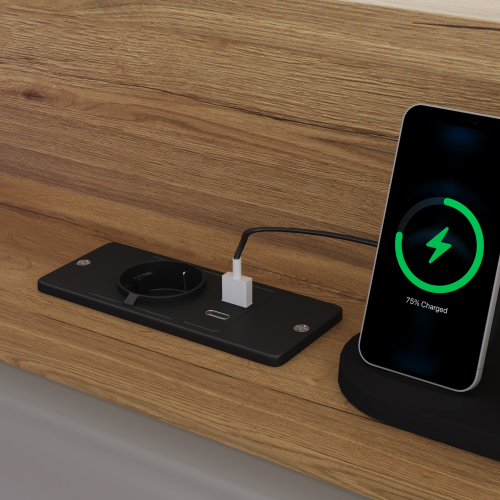 Bande LED et station de charge intégrées au lit