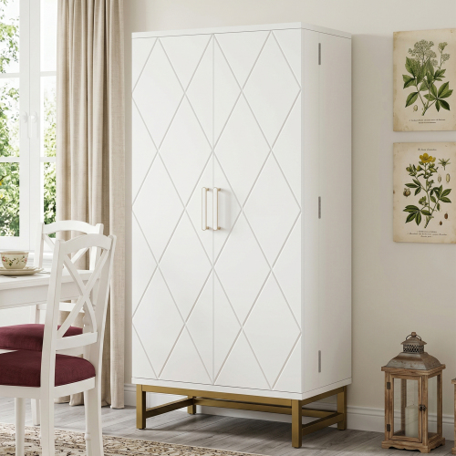 Armoire de cuisine blanche au format compact