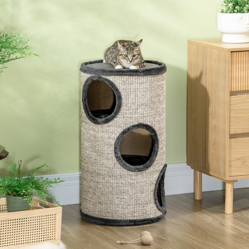 Chat sur le plateau supérieur peluche