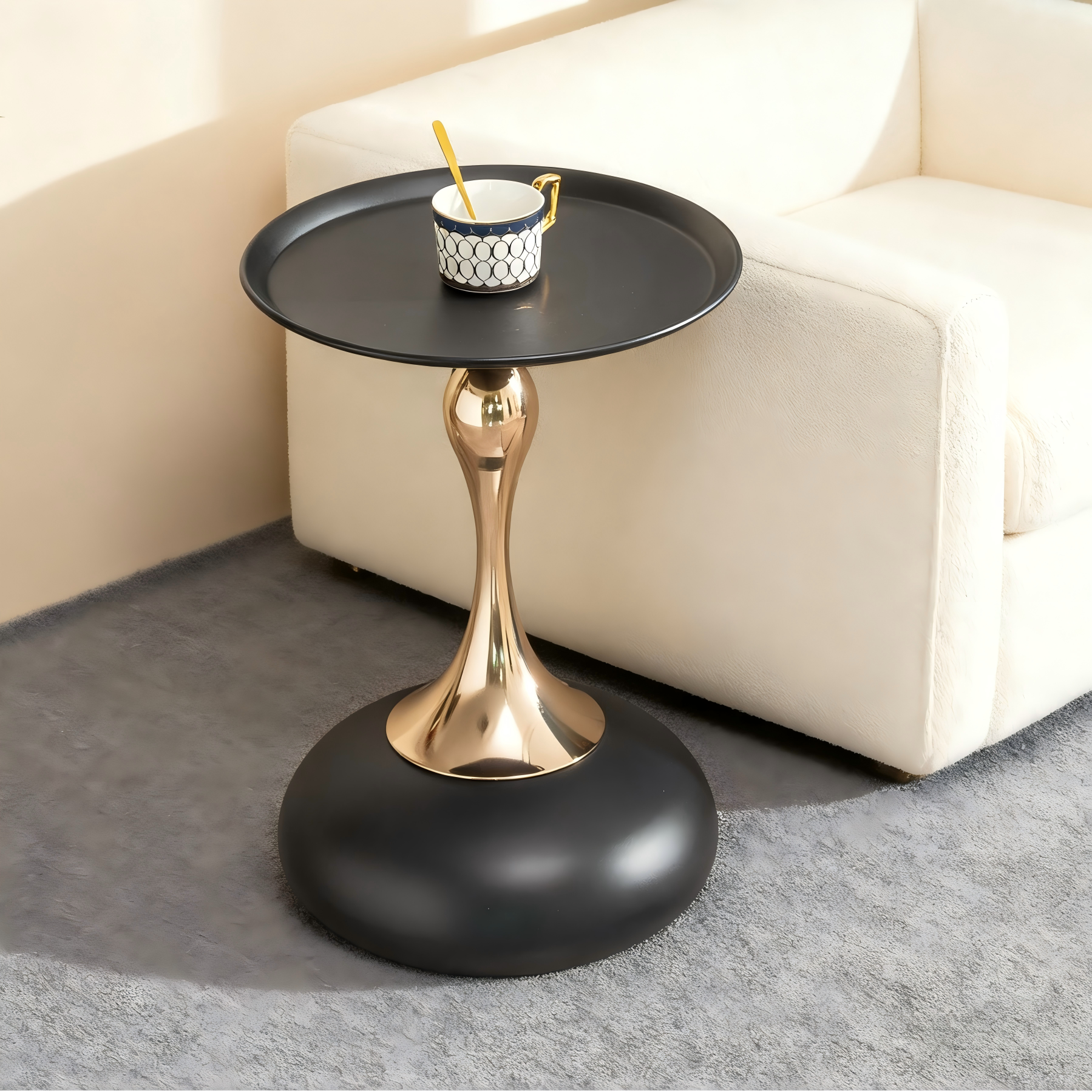 utilisable comme chevet pour lampe, téléphone et objets de nuit
