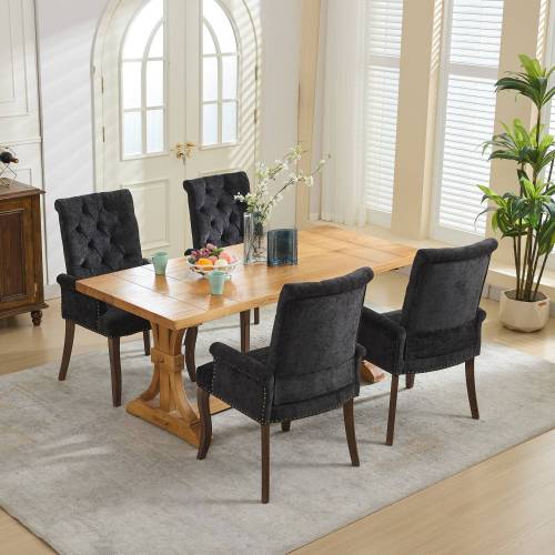 Chaise en chenille gris anthracite dans un espace intérieur