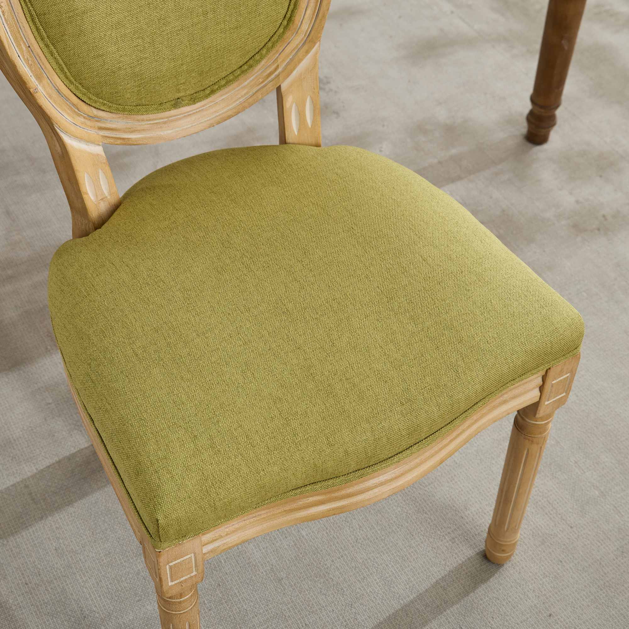 Présentation du chaise de salle à manger