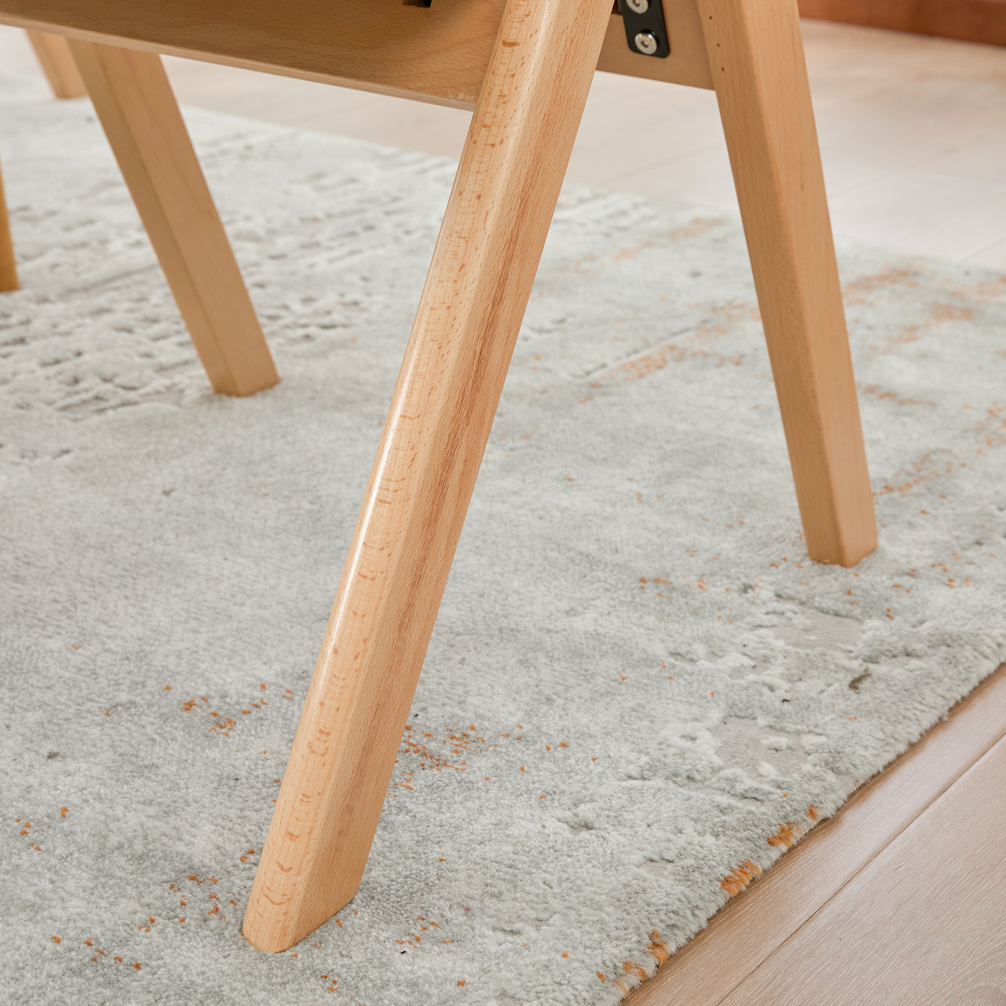Chaise pliante en bois avec assise rembourrée, mousse haute élasticité, dossier épaissi, housse amovible lavable, tissu lin respirant, pour extérieur, fêtes et salle à manger, gain de place, confort et praticité - image 12
