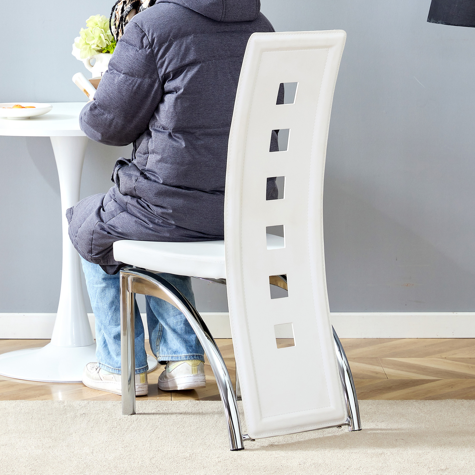 Présentation du chaise de salle à manger