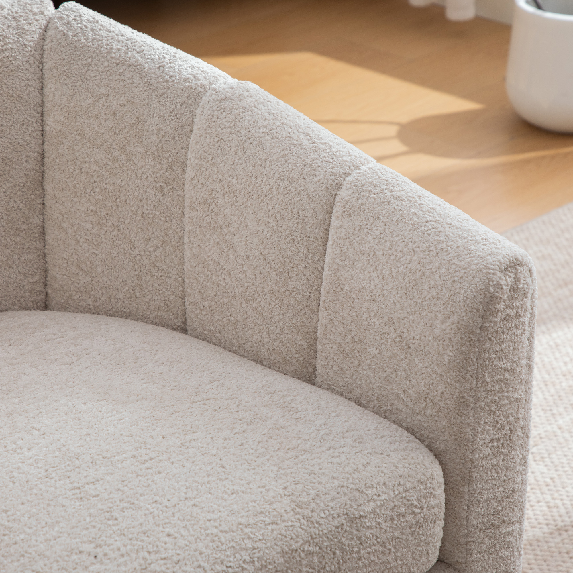 style moderne, silhouette en forme de courge, tissu chenille doux et accueillant