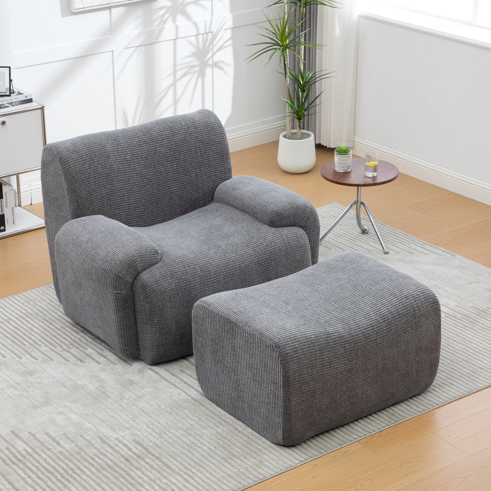 Fauteuil chenille gris avec pouf compressible - vue 3