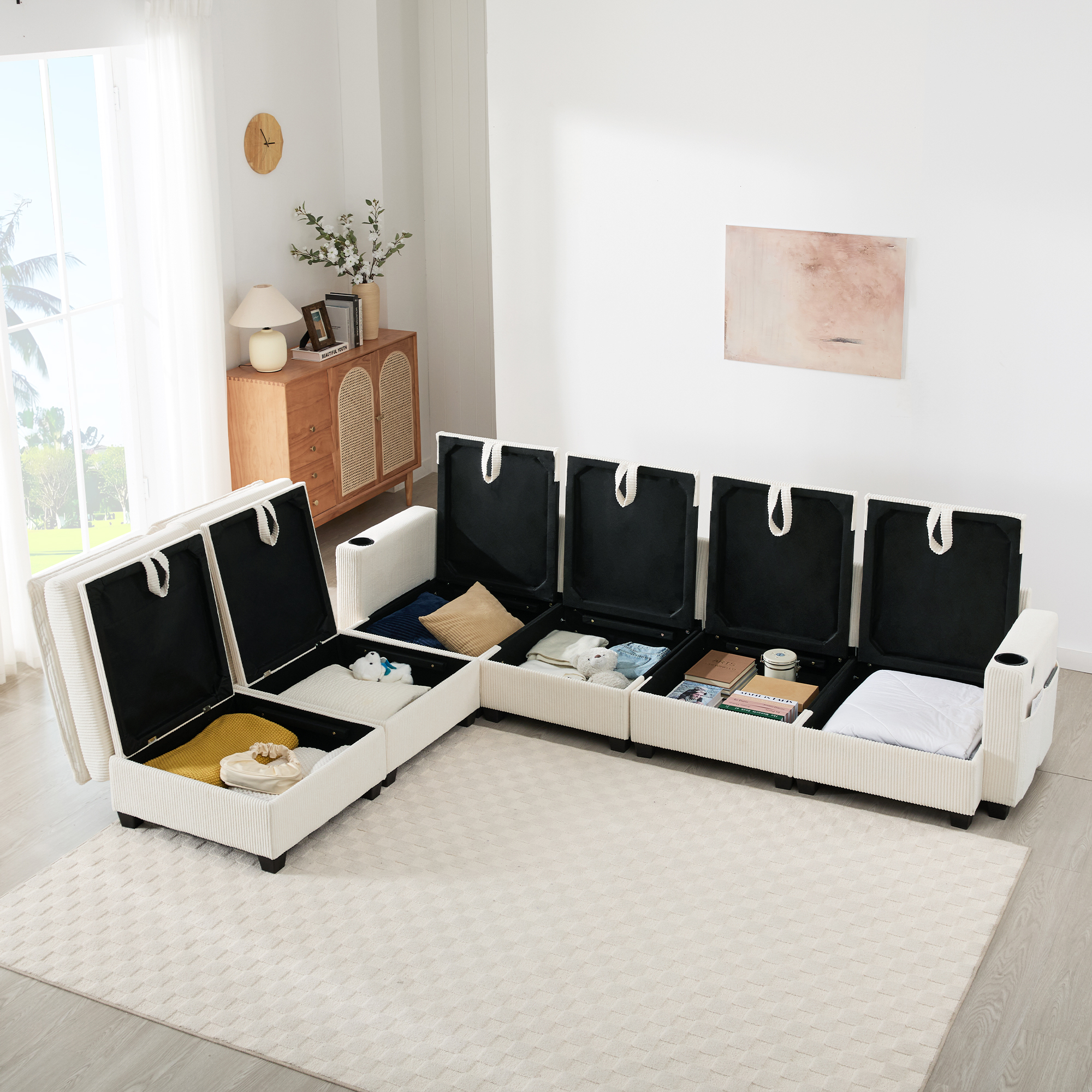 Rangements intégrés sous les assises