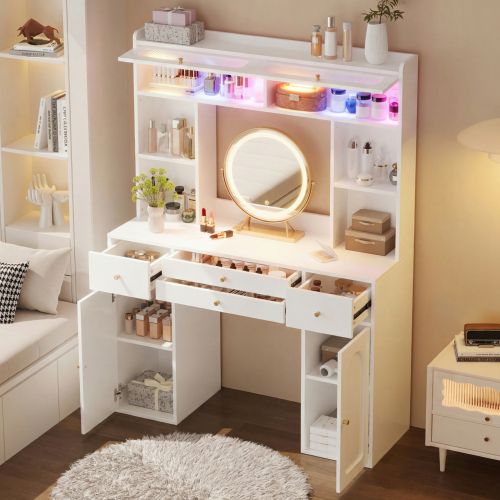 Coiffeuse blanche avec tiroirs placards étagères et portes vitrées