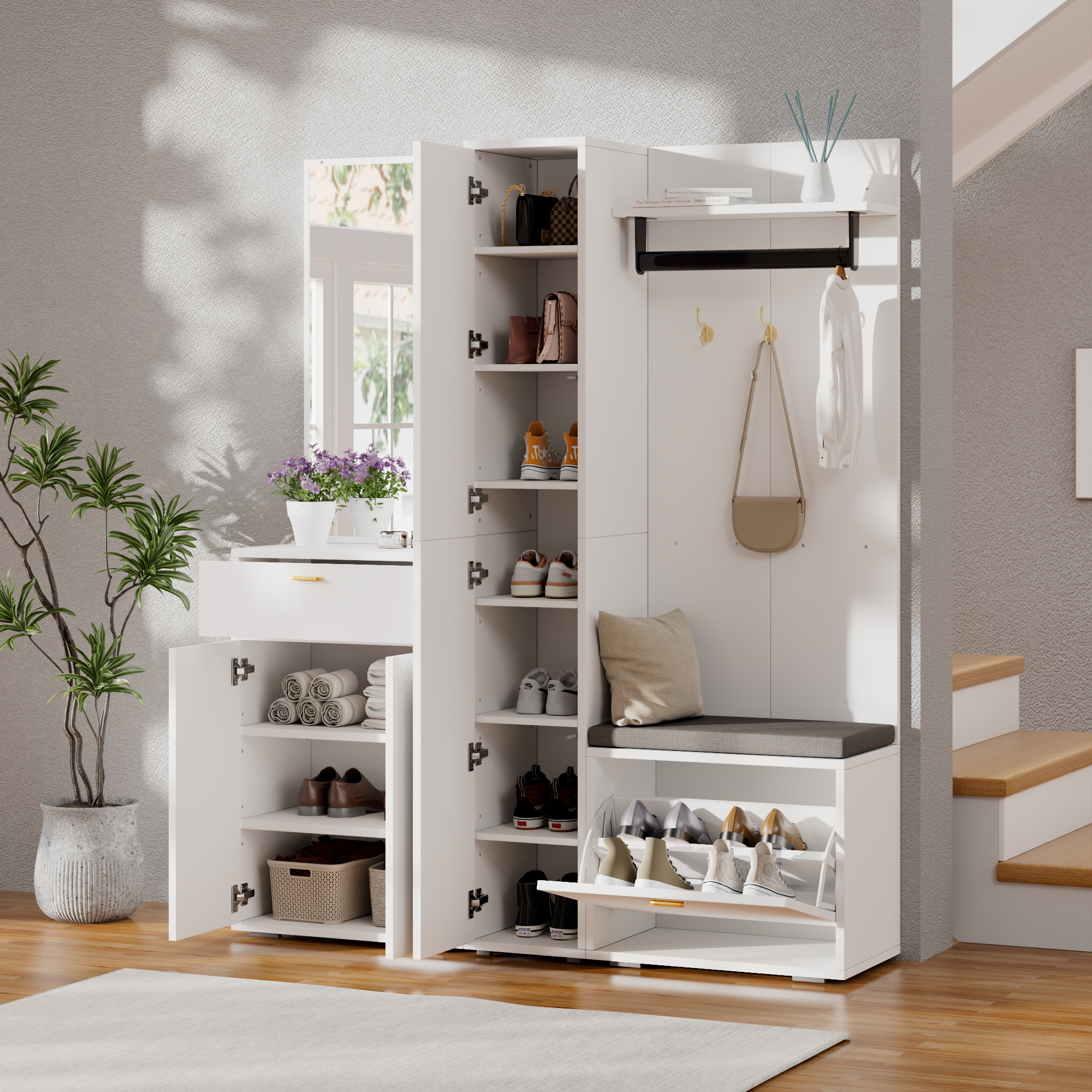 Vestiaire blanc avec tous les rangements ouverts
