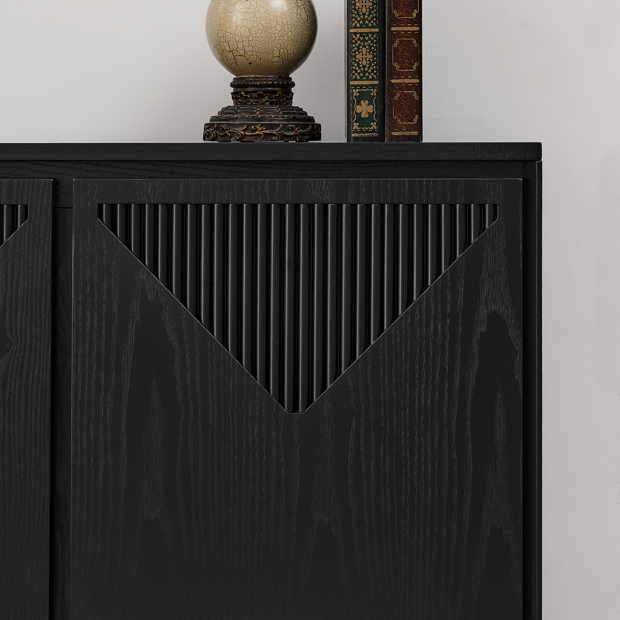 Buffet bas 99,06 cm, meuble de rangement avec façades rainurées, MDF et bois massif, Noir