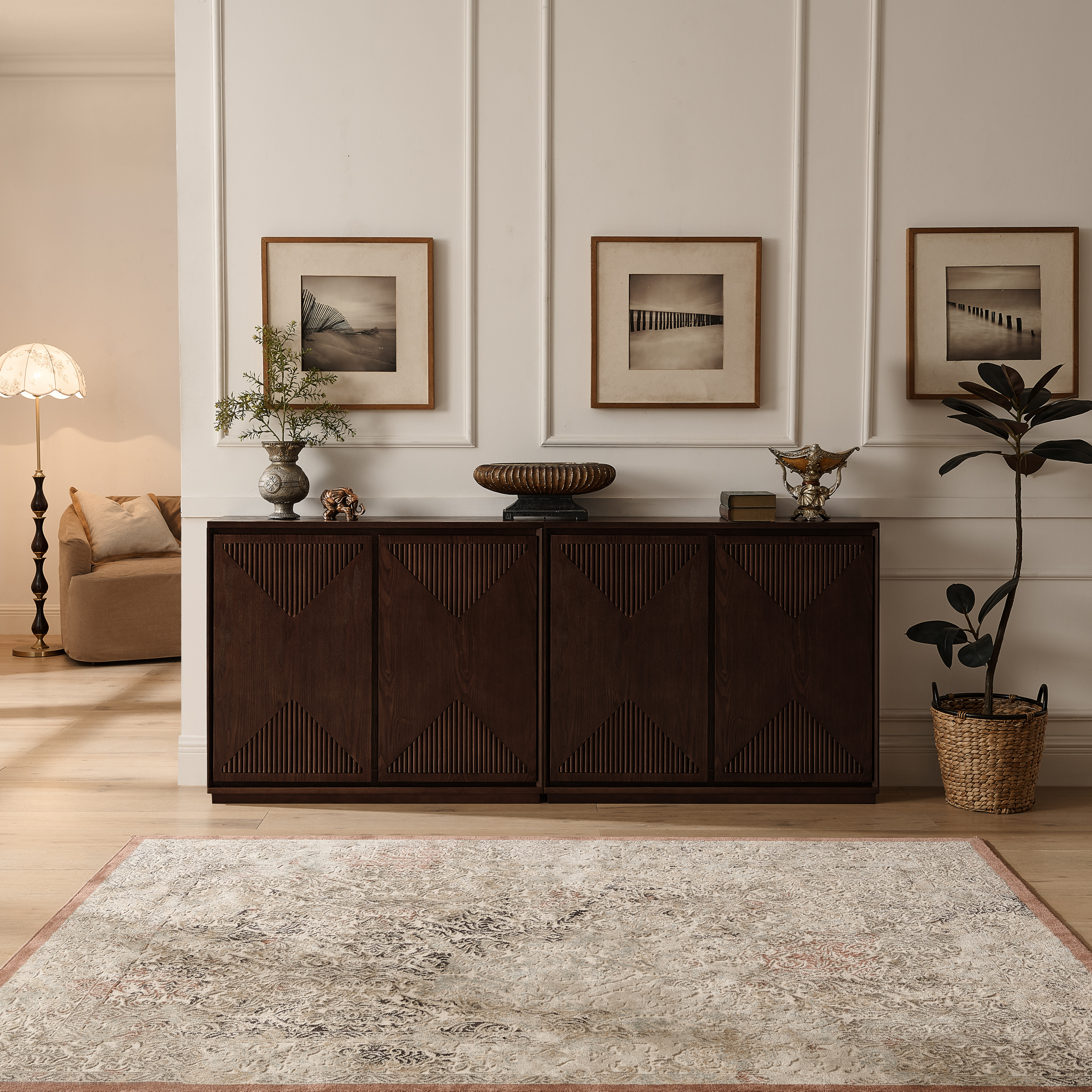 Buffet bas 99,06 cm, meuble de rangement avec façades rainurées, MDF et bois massif, Effet noyer