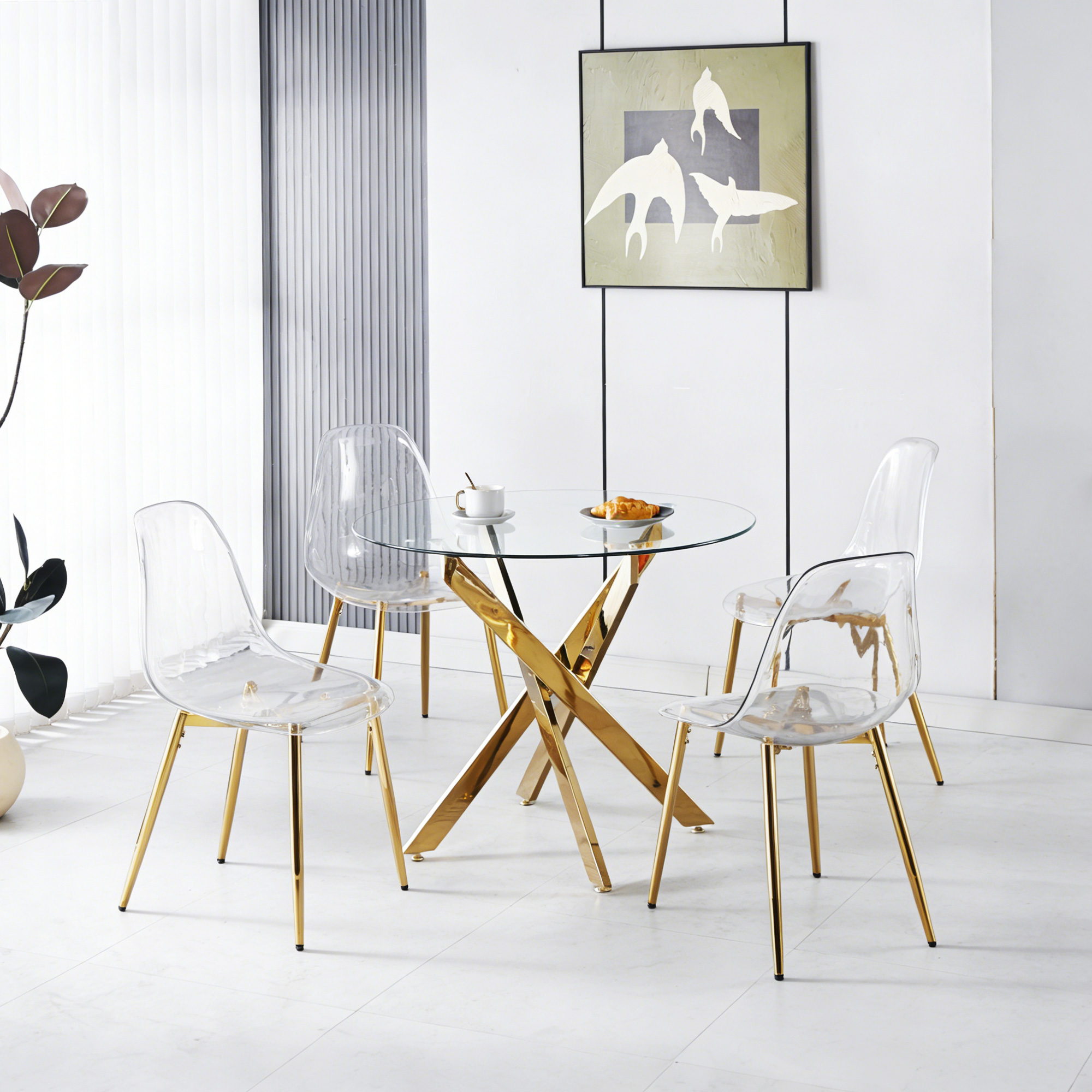 Vue principale du ensemble table et chaises