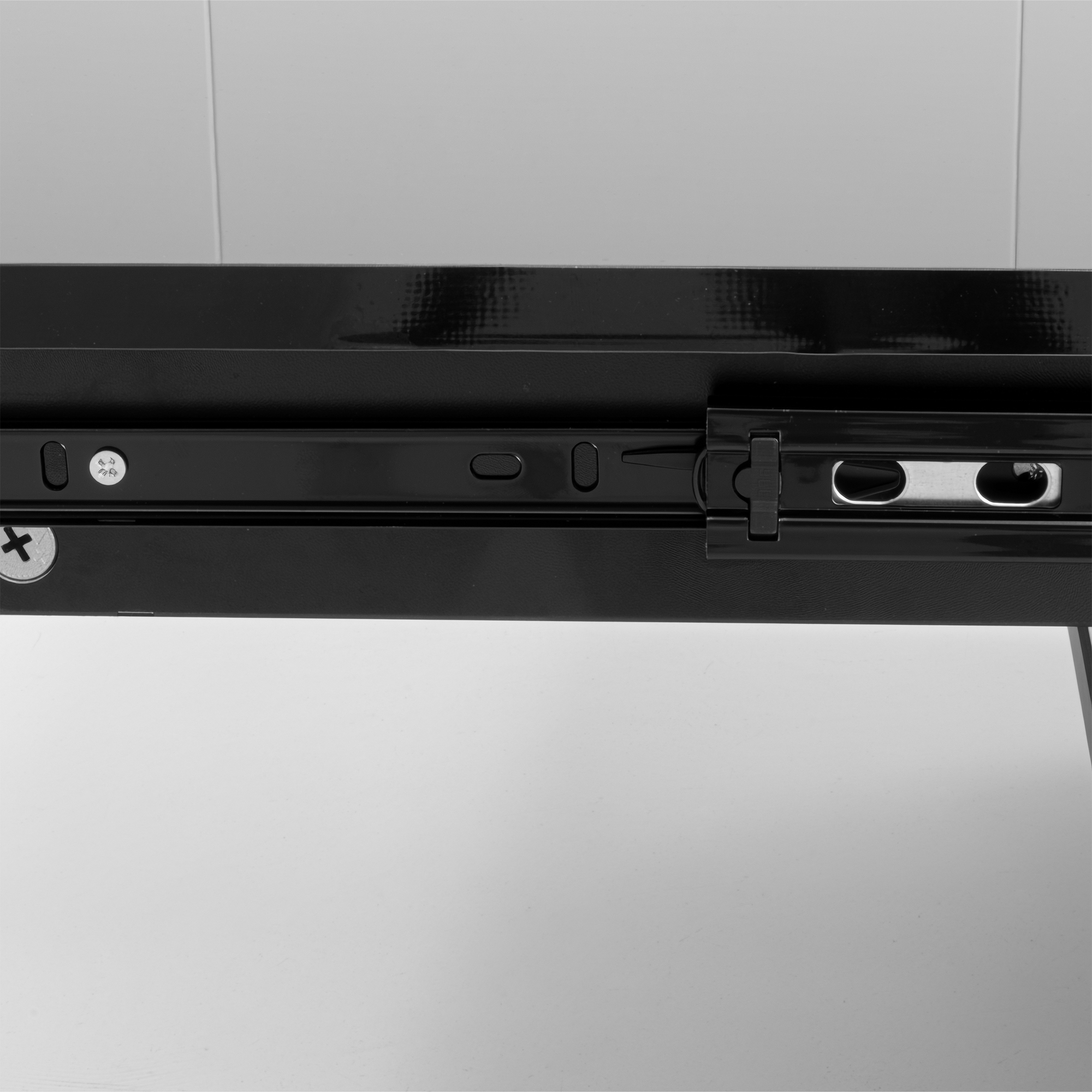 utilisation polyvalente : table basse, table d’appoint pour salon