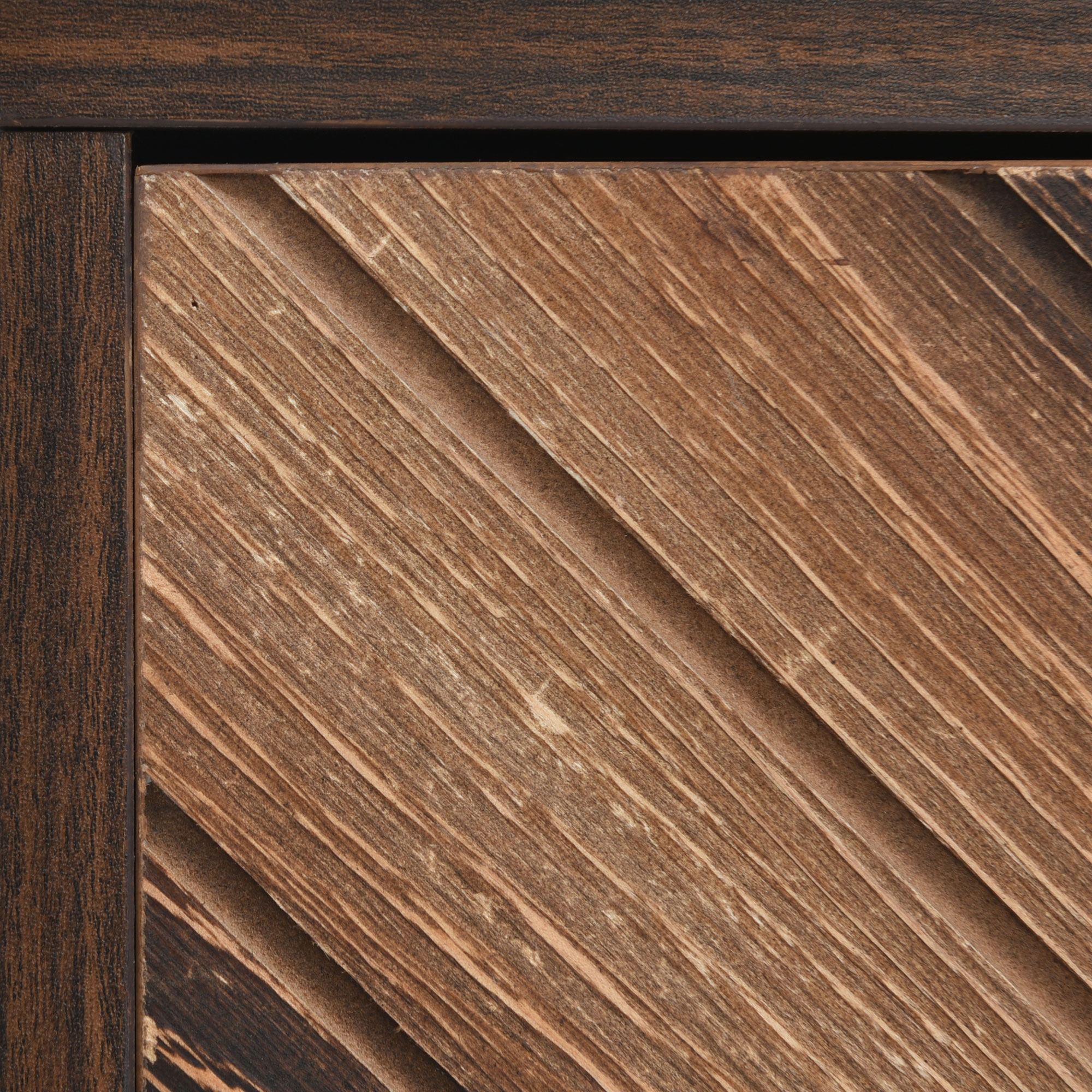Buffet 3 portes 120×38×76,5 cm, poignées dorées, finition bois naturel, chaque porte avec compartiment et étagère réglable, design élégant moderne, beaucoup d'espace de rangement, pour salon et salle à manger - image 3