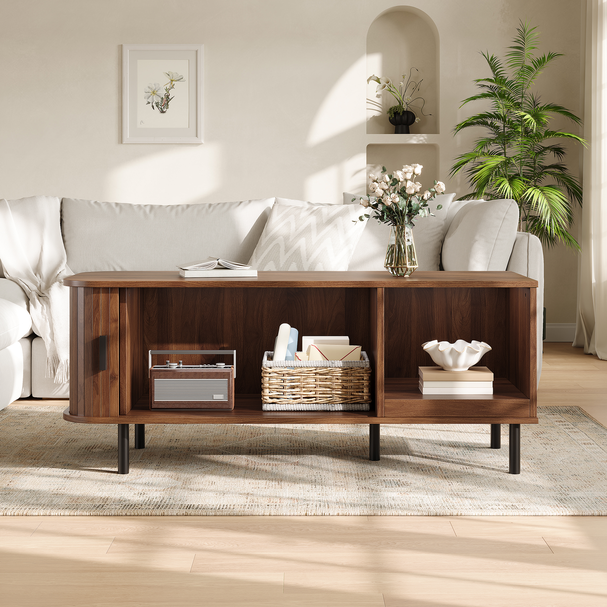 Table basse effet noyer 110 x 40 x 55 cm avec porte coulissante, niche ouverte et façade à lattes