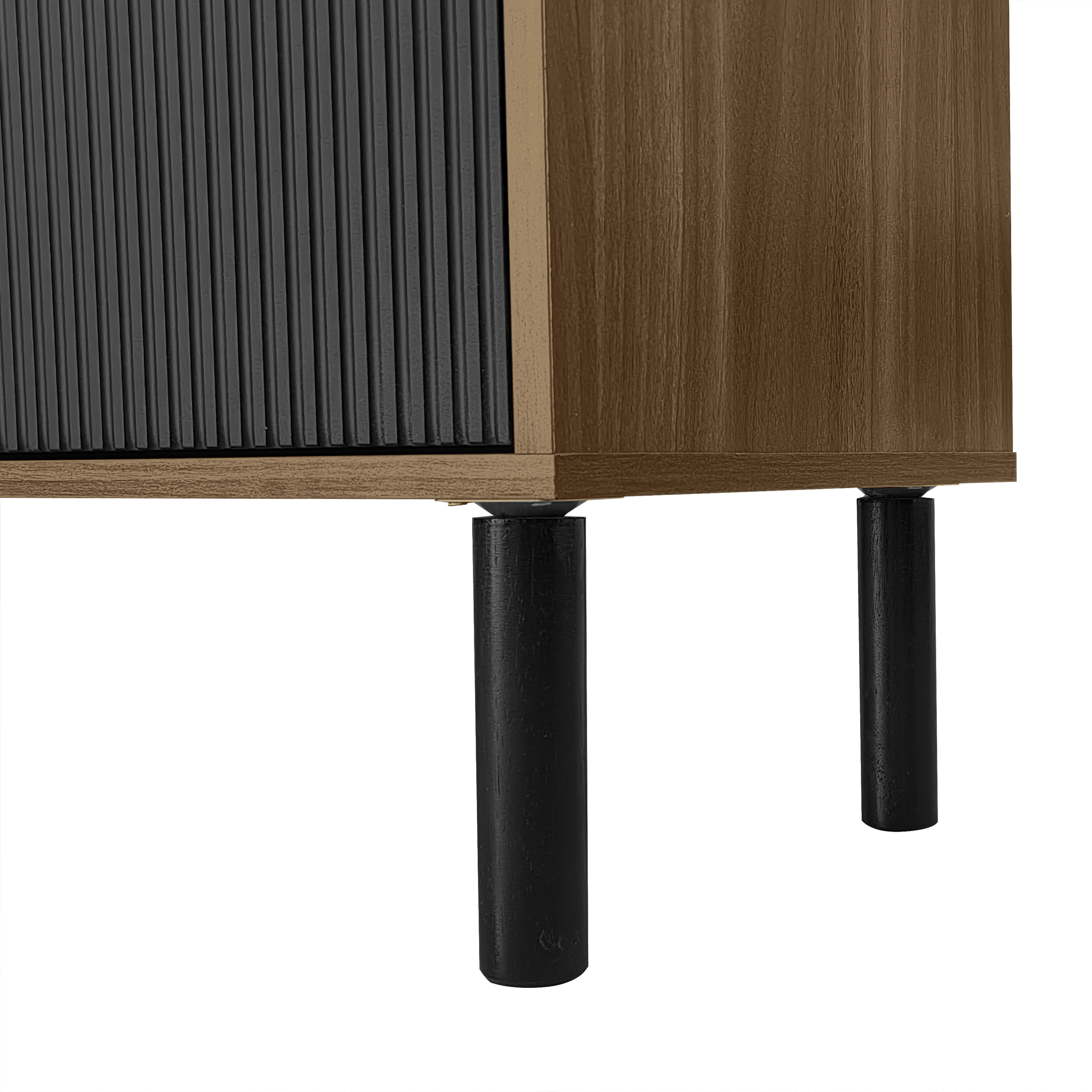 détail des 4 portes contrastées
