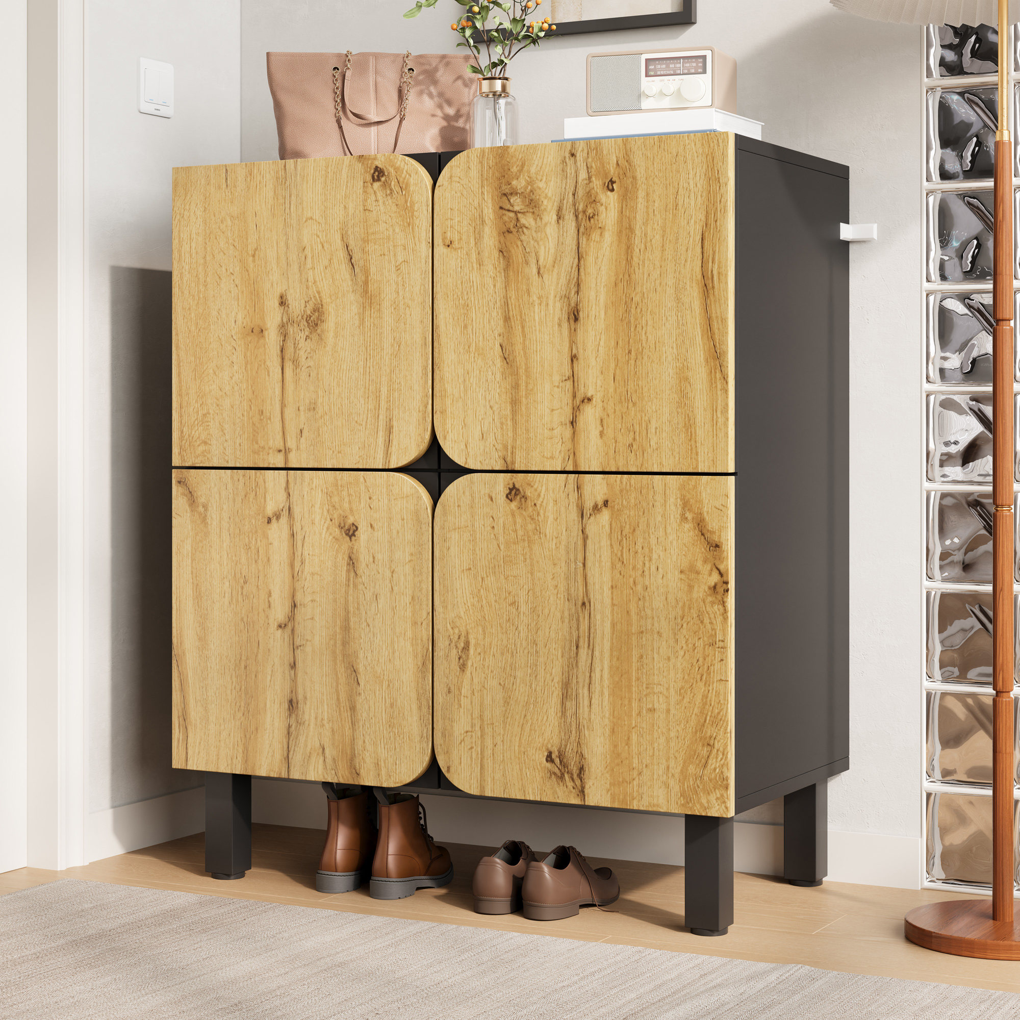 Photo 6 - Armoire à chaus