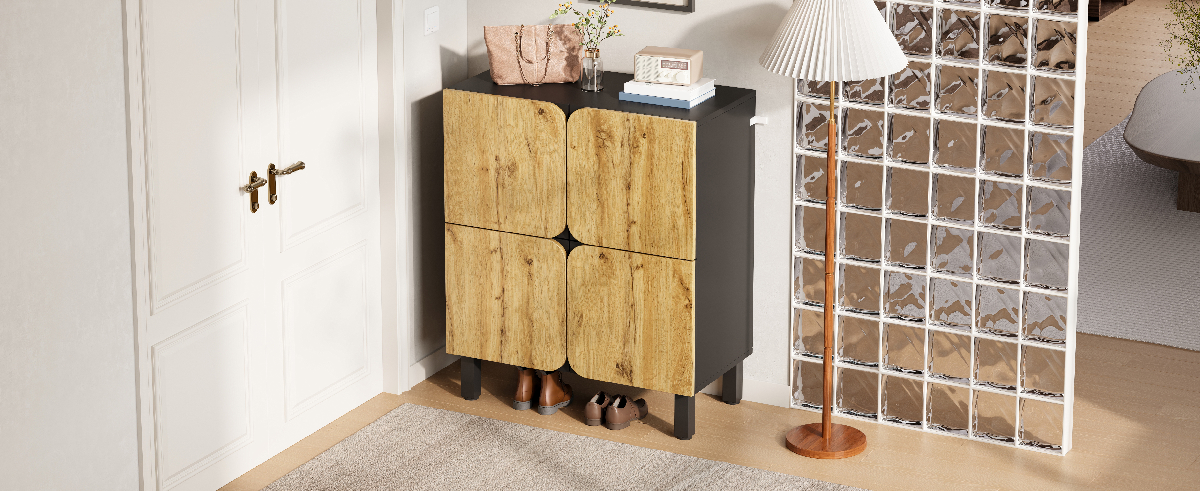 Photo 7 - Armoire à chaus