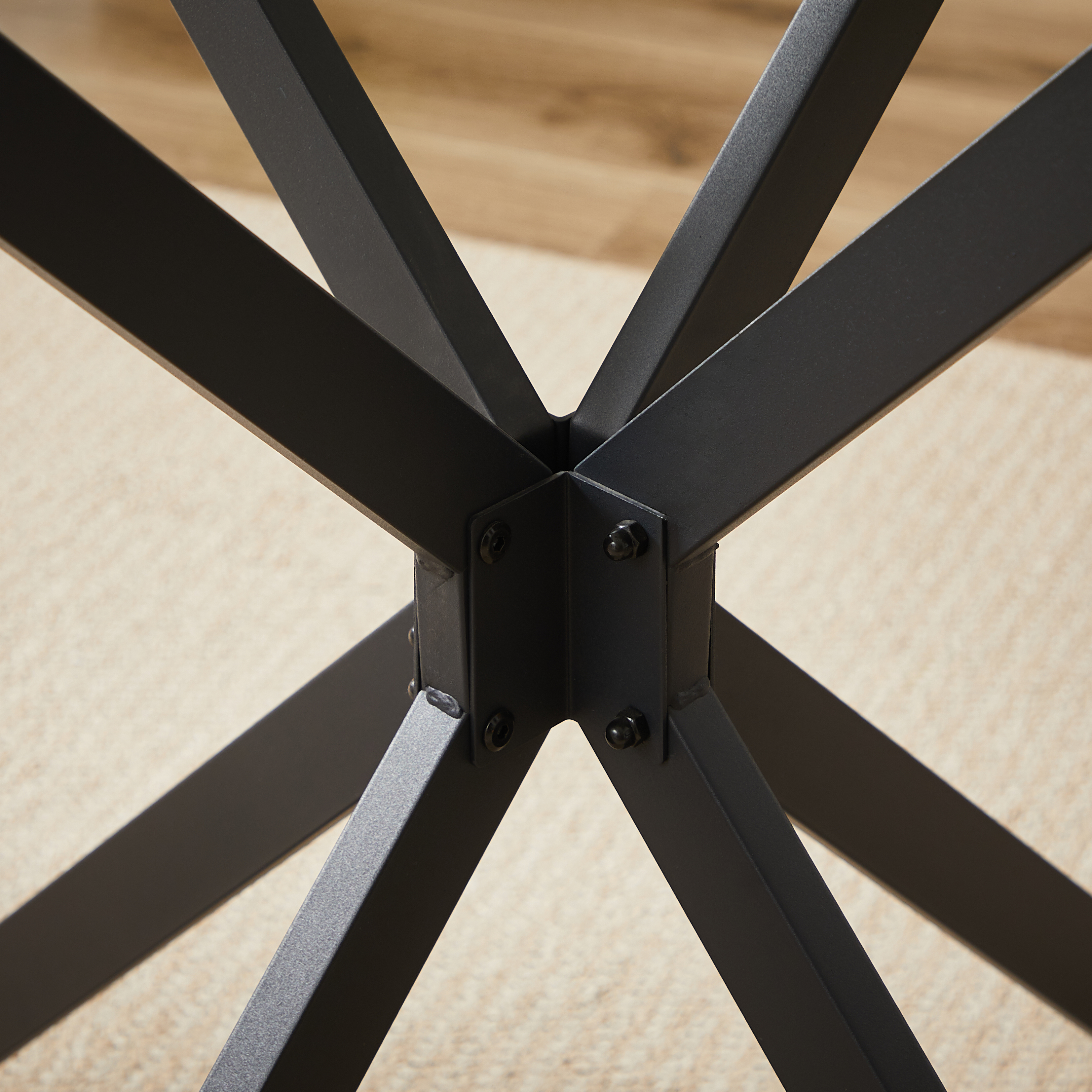 Détail du table à manger