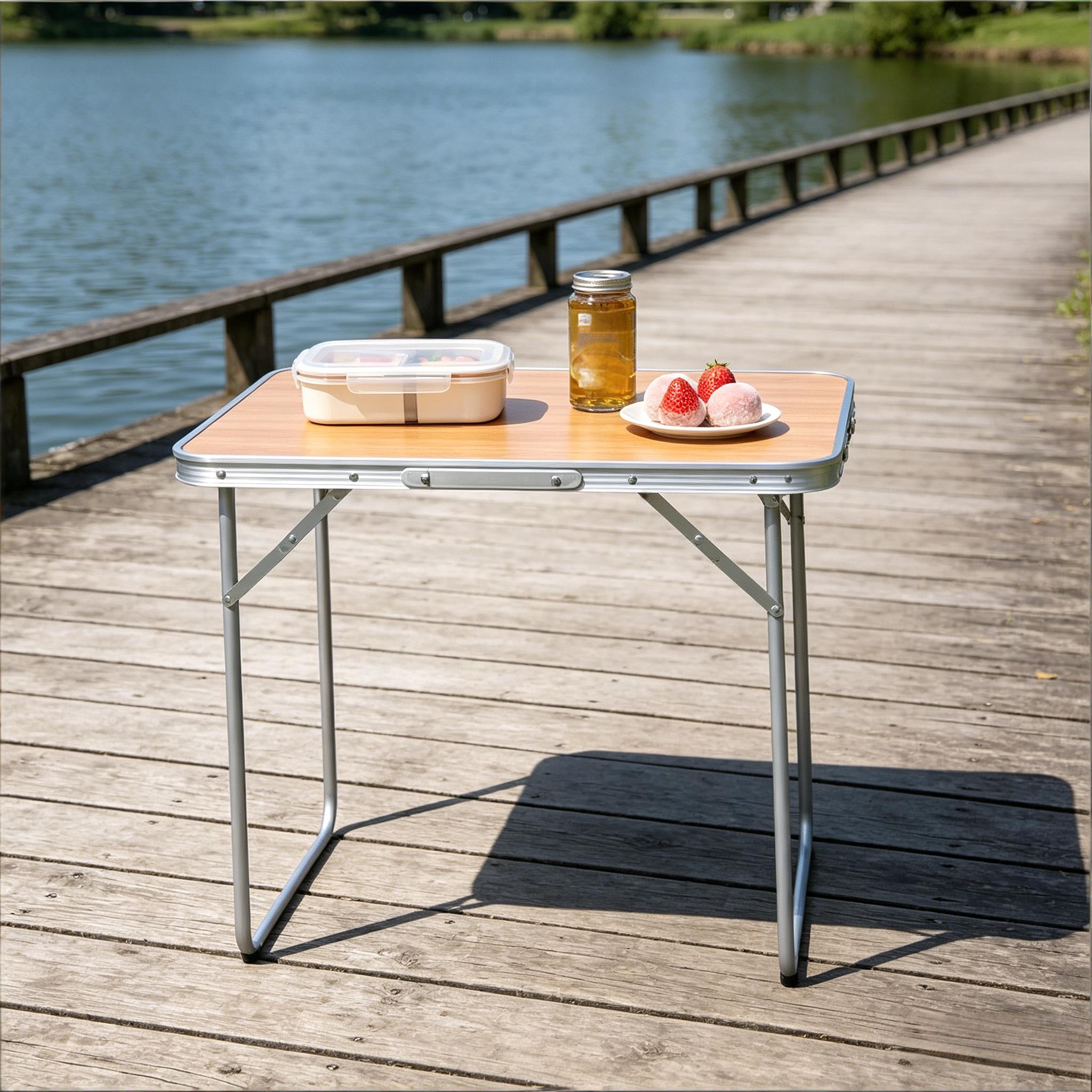 Présentation du table d'extérieur