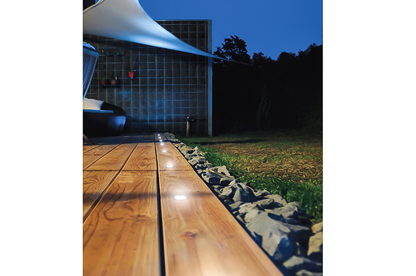 class=img-responsive