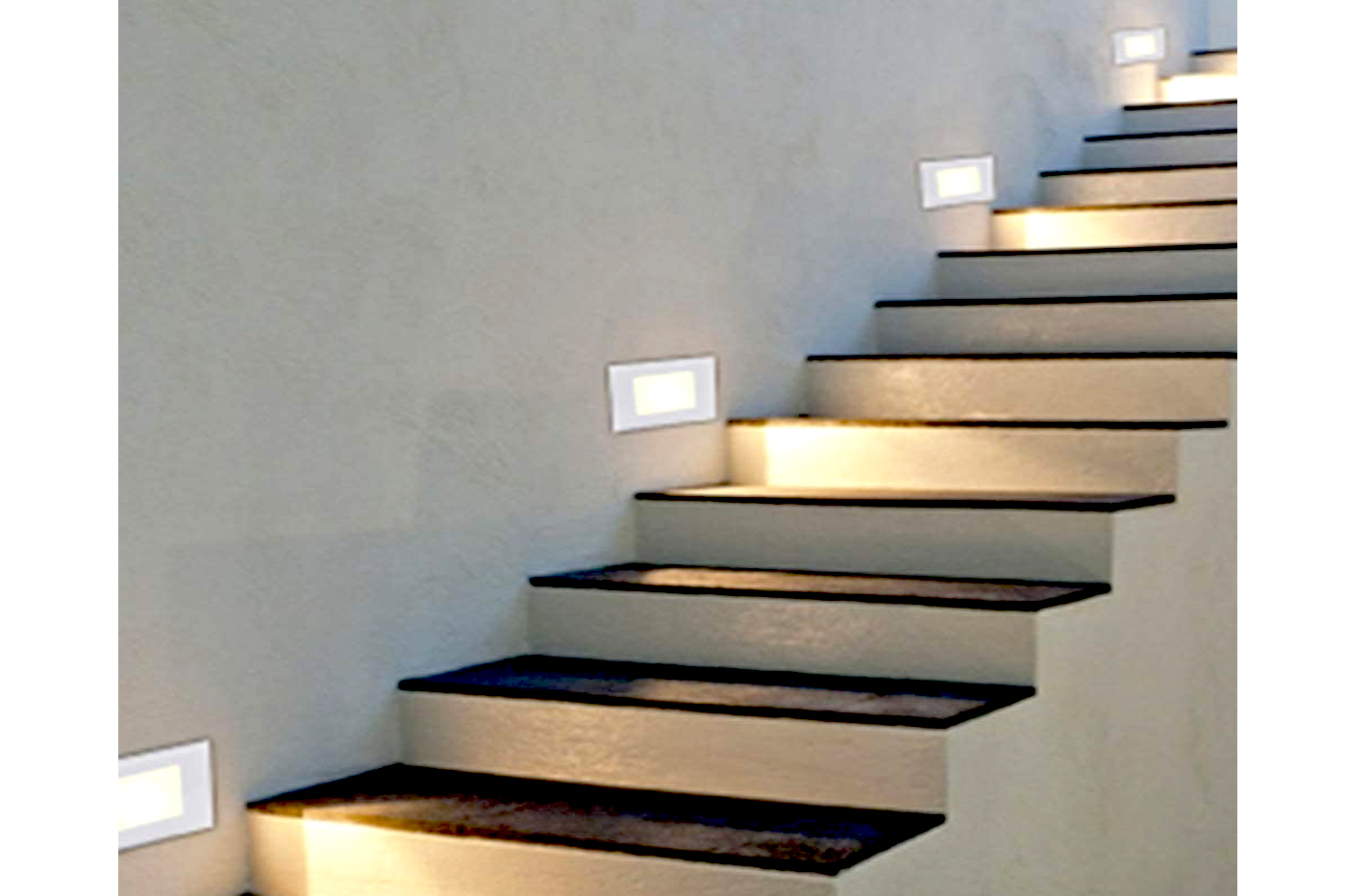 class=img-responsive