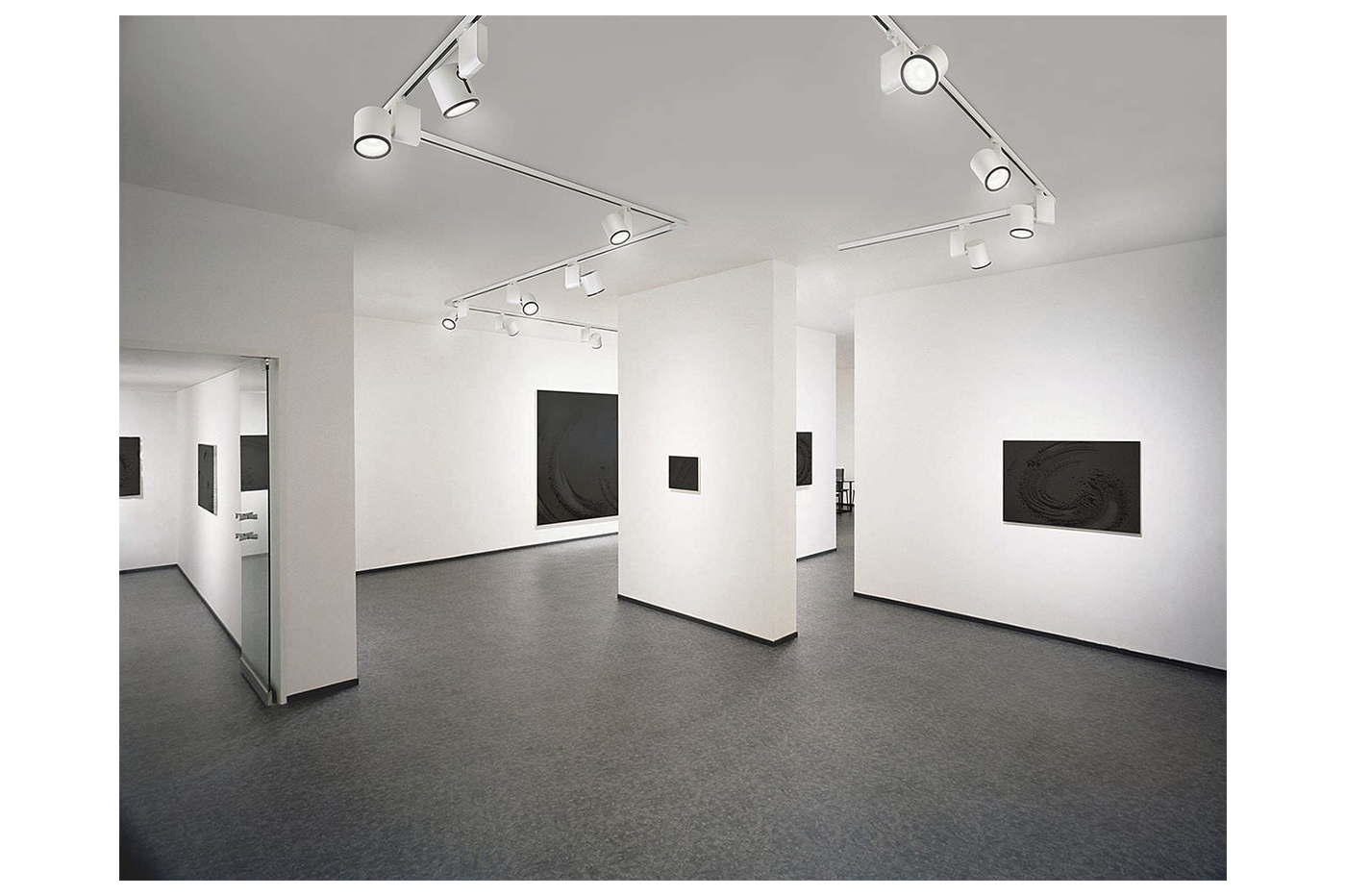 class=img-responsive