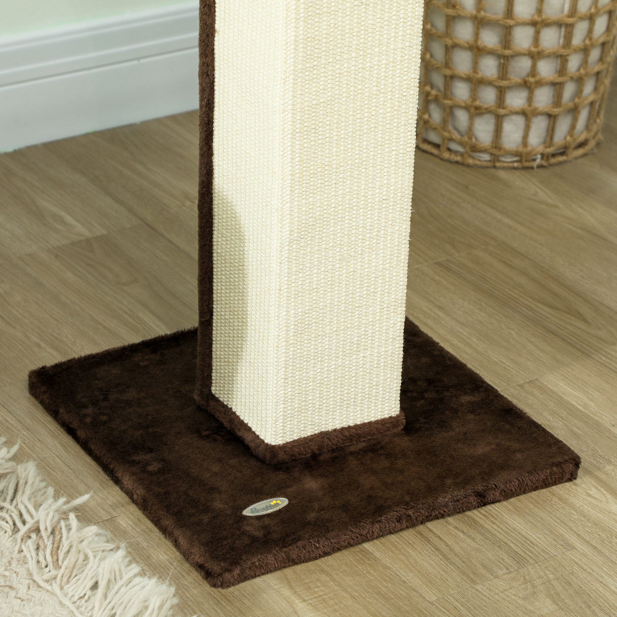 Tissu peluche doux sur poteau et base