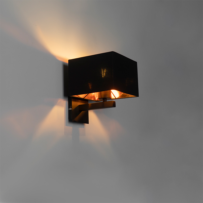 Moderne Wandleuchte schwarz mit Gold - VT 1