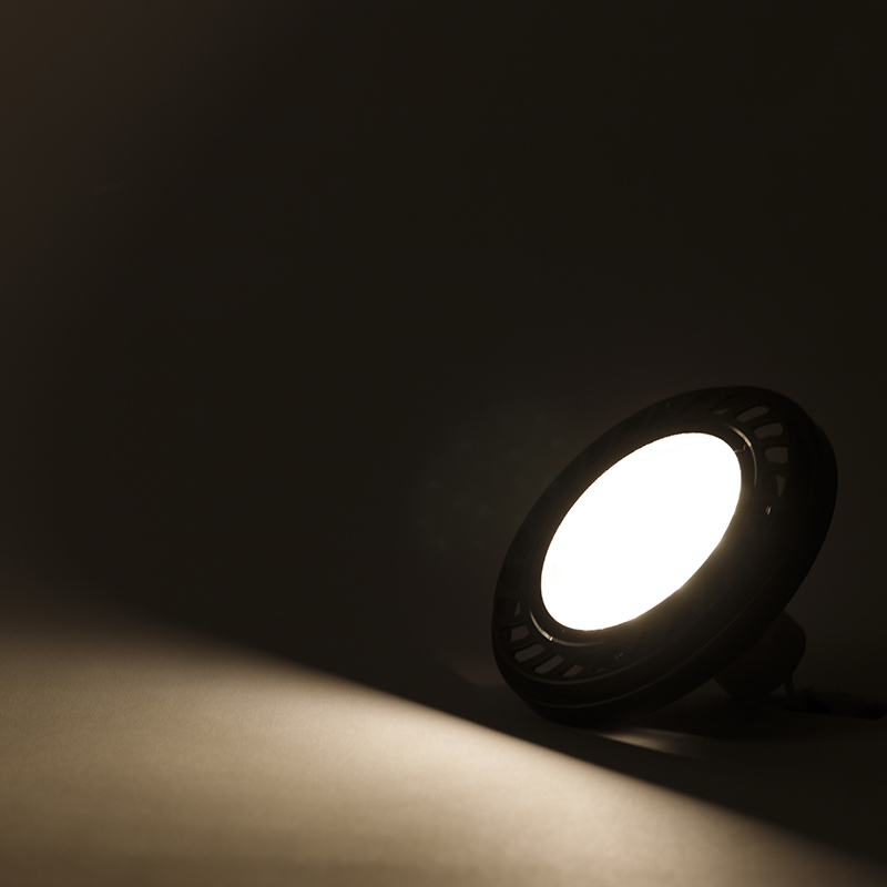Set de 5 bombillas LED regulables en 3 pasos GU10 AR111 8W 700lm 2700K