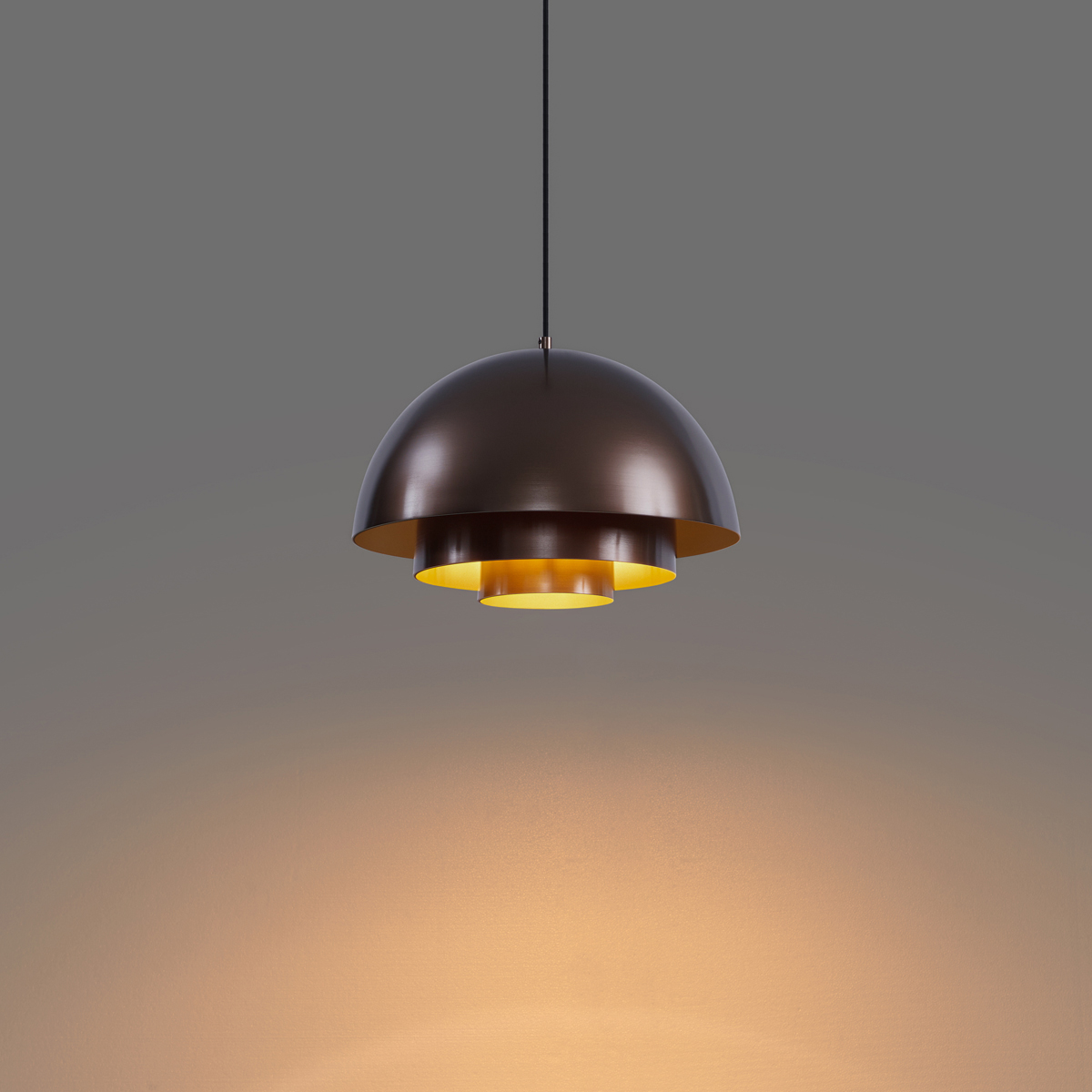 Lámpara colgante escandinava bronce oscuro con interior dorado - Loes