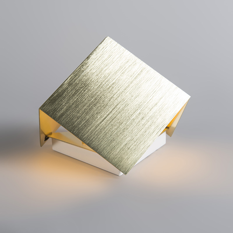 Moderne Wandleuchte Gold mit Lichteffekt - Cube