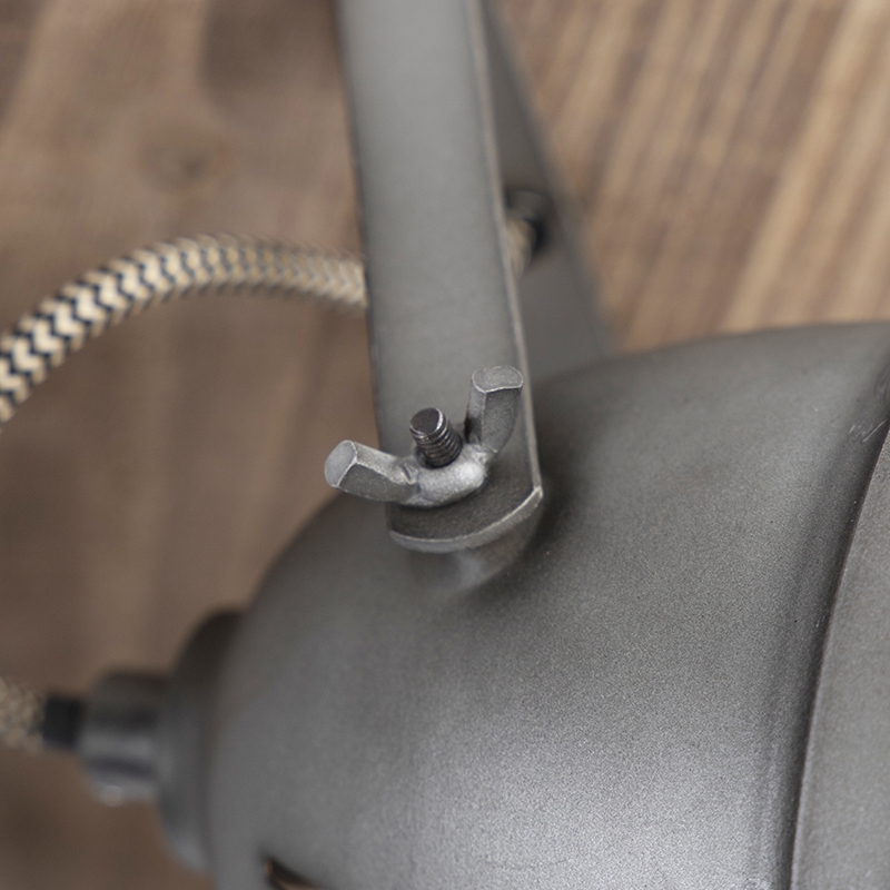 Foco industrial de acero con madera inclinable 4 luces - Emado