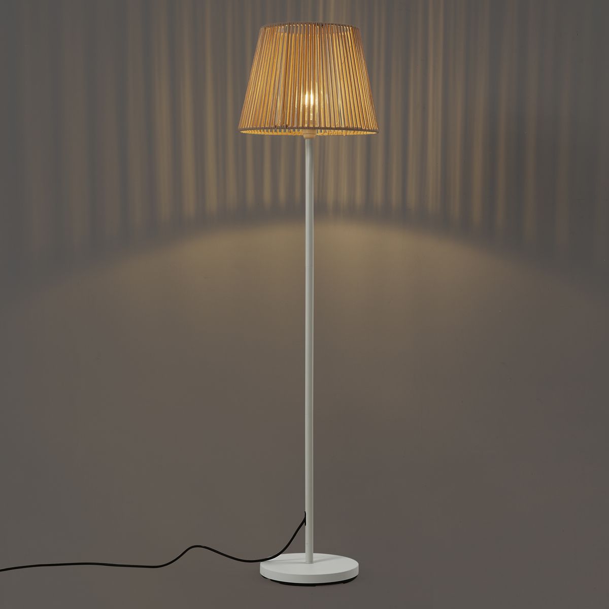Lámpara de pie para exterior blanca con pantalla de cuerda beige IP44 - Virginia Jayla