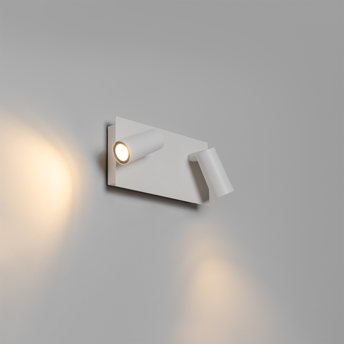 Lampada da parete per esterni moderna bianca con LED 2 luci IP54 - Simon