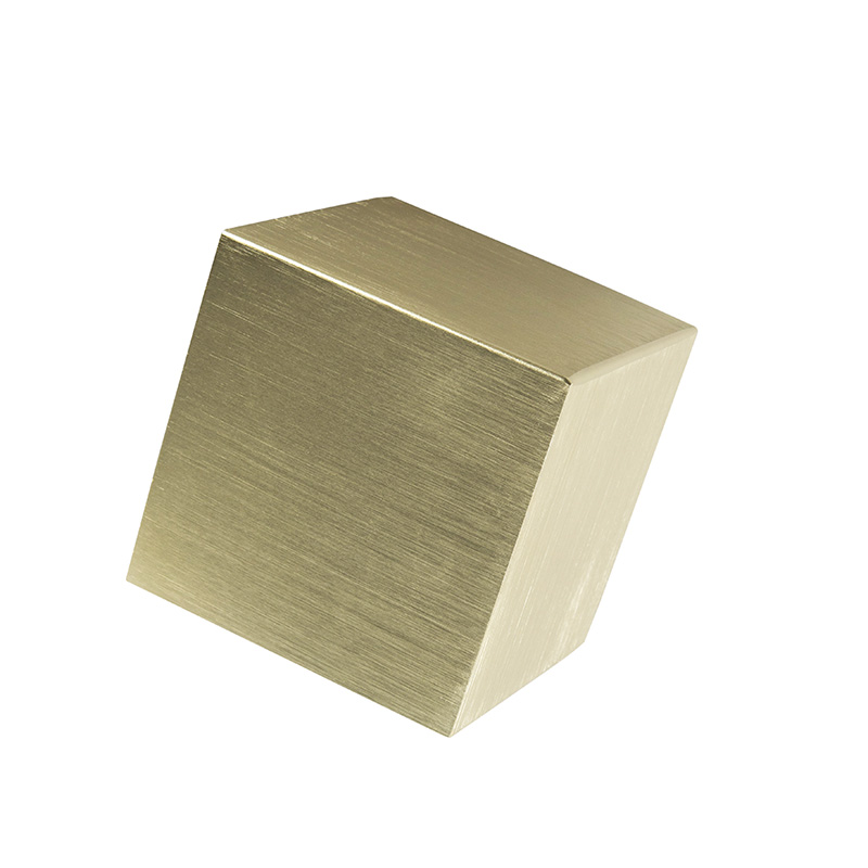 Moderne Wandleuchte Gold mit Lichteffekt - Cube