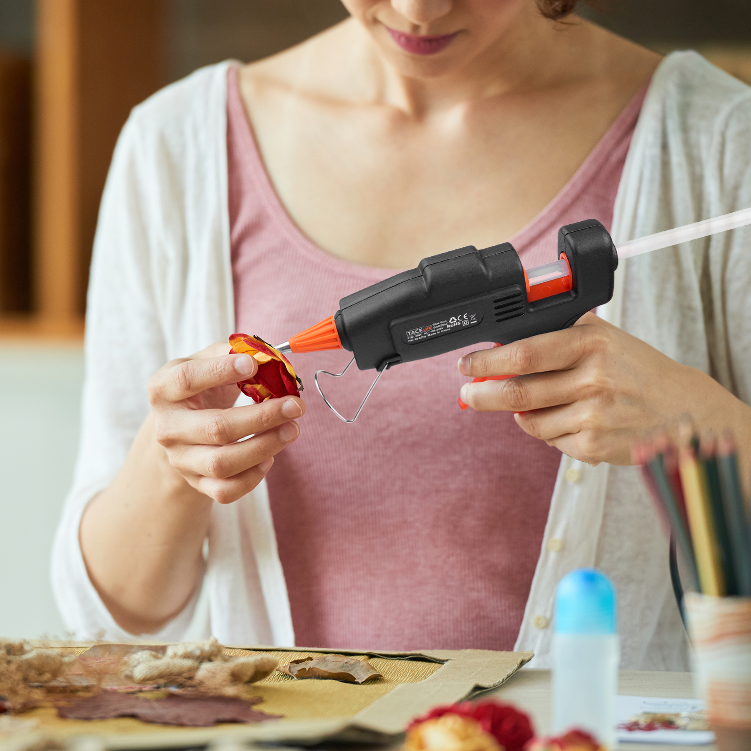 Pistolet à Colle Chaude 20W avec 50 Bâtons Colle à Haute Température  Déclencheur - GGO20AC