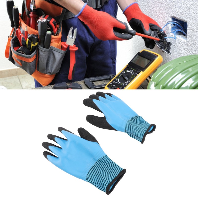 Guantes aislantes en uso