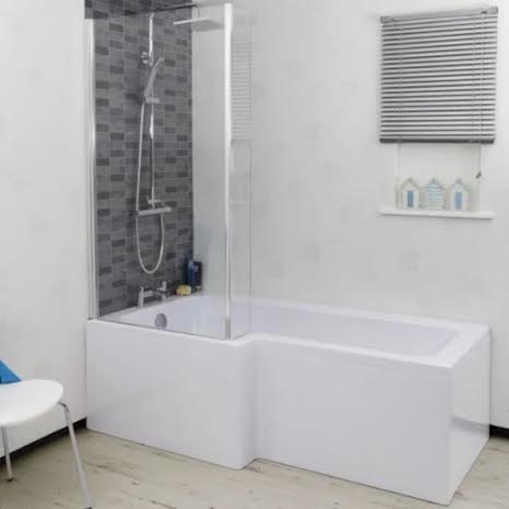 L Shaped Bath Supplied With A Panel