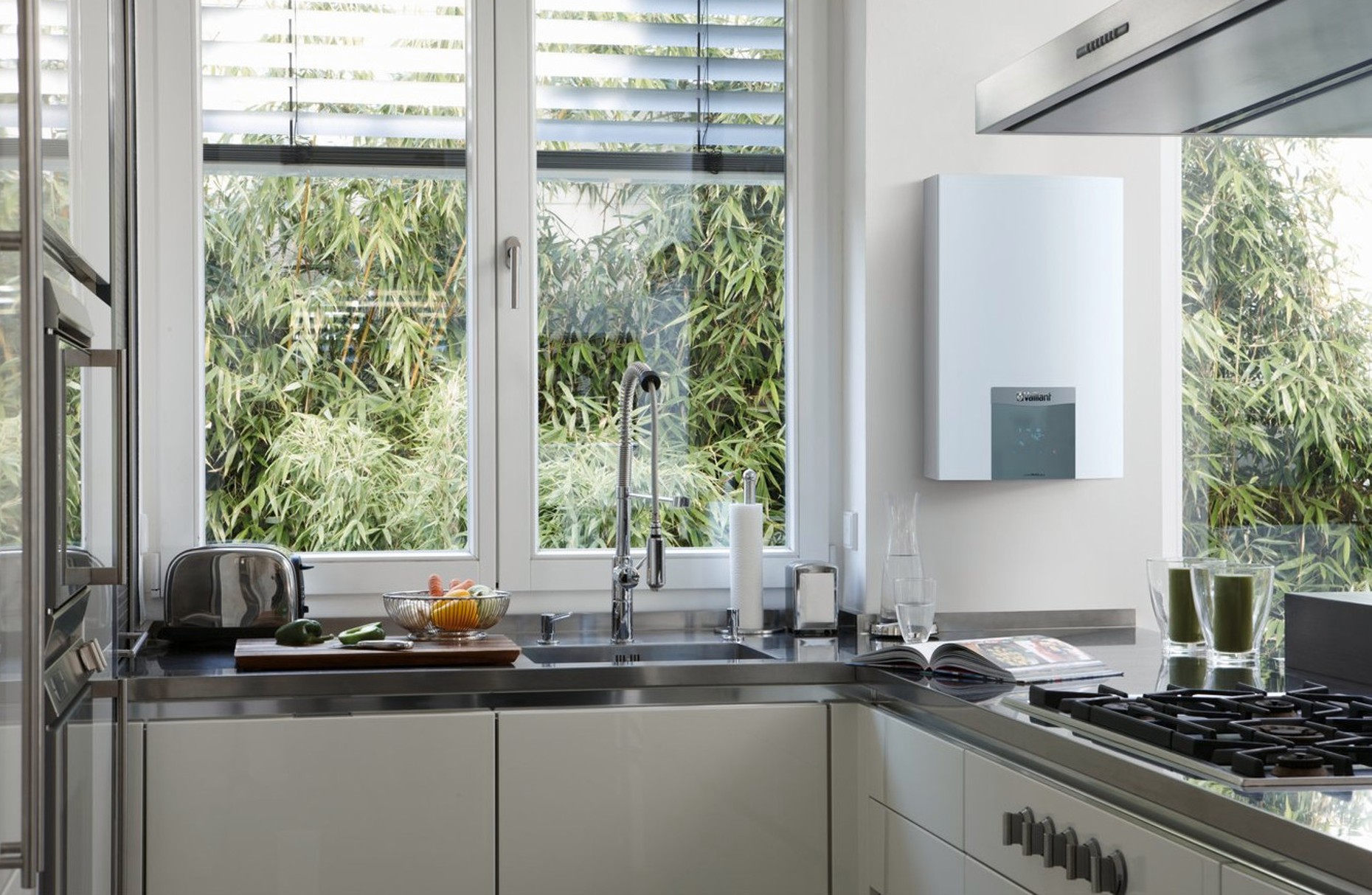 Vaillant turboMAG plus 155 1-5 RT 0010022444 installato in cucina