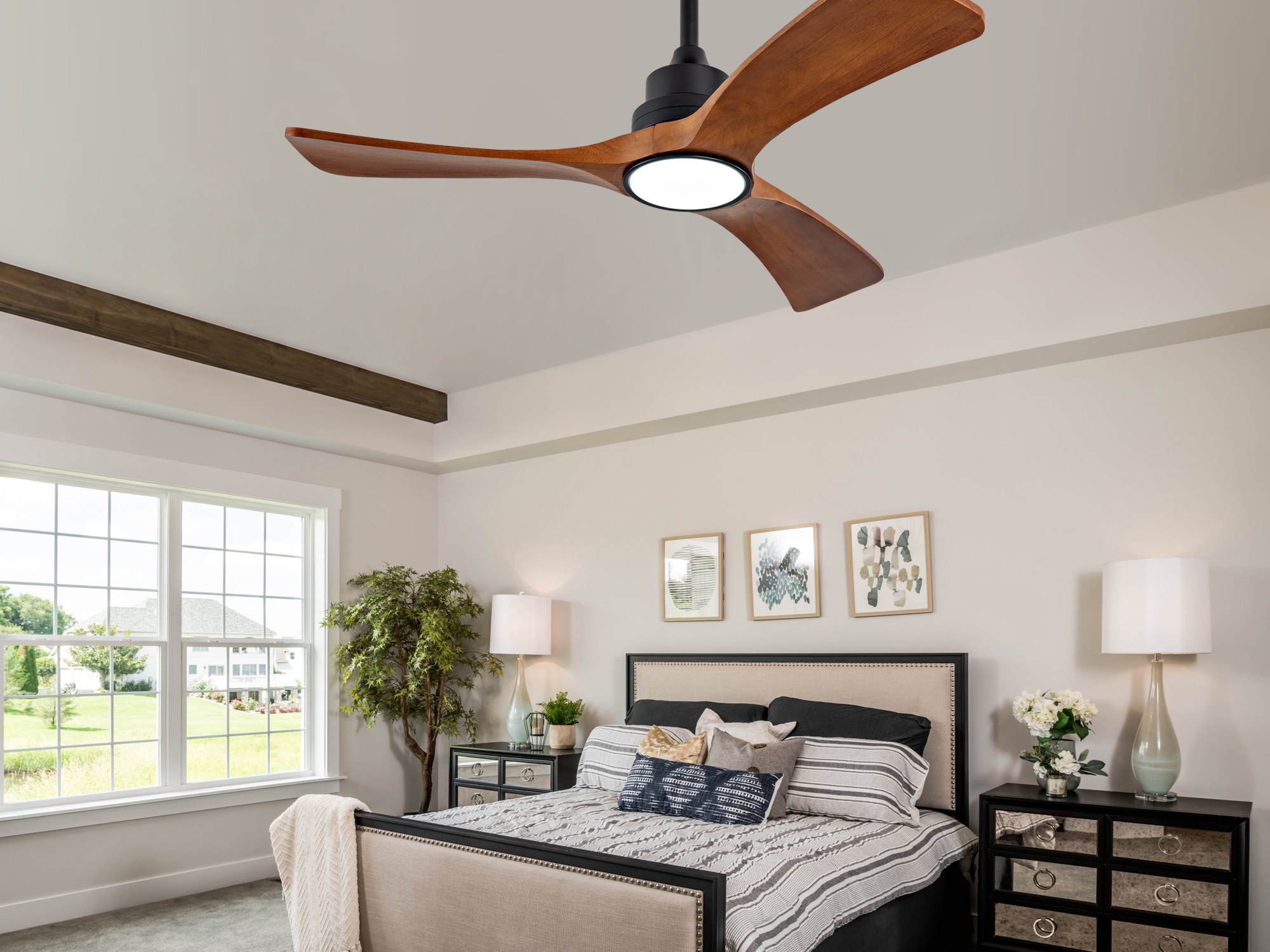 Ventilateur de plafond
