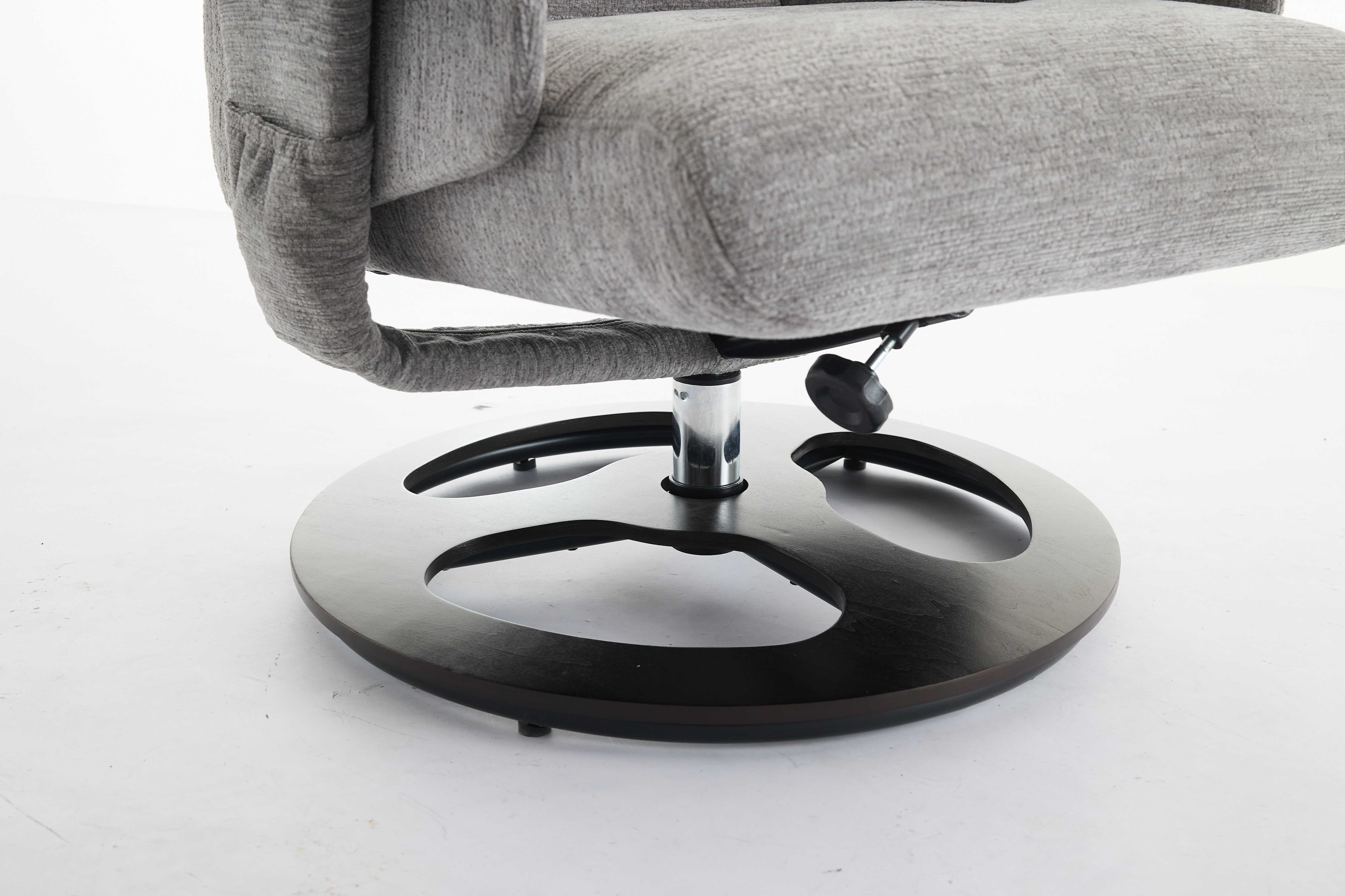 Fauteuil dossier inclinable 140° repose-pieds ajustable